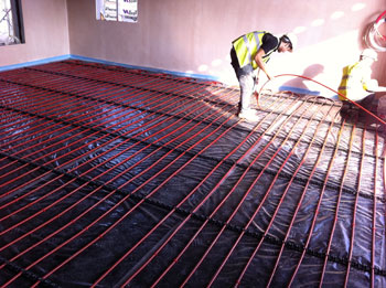 Underfloor Heating and Flowing Screed